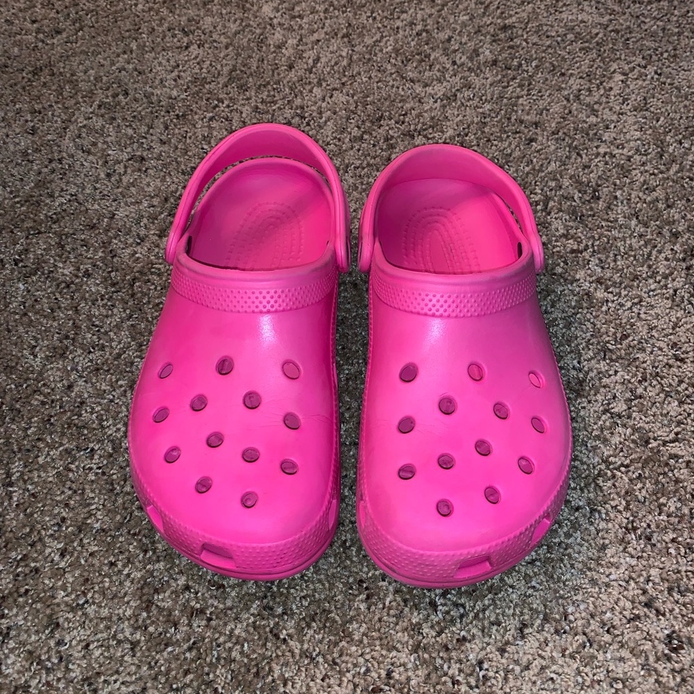 Hot pink crocs!